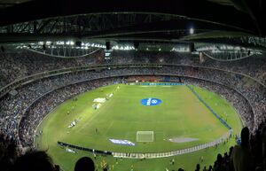 Docklands Stadium, Melbourne (cropped).jpg