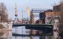Ekateringofsky Bridge in Saint Petersburg.jpg