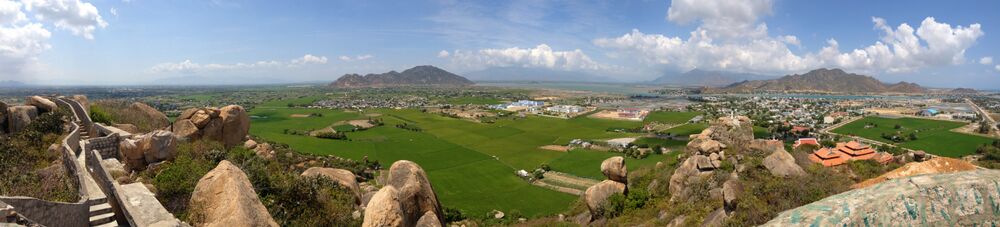 Вид на город с горы