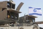 Flickr - Israel Defense Forces - IDF Artillery Display.jpg