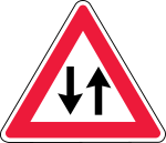 Latvia road sign 122.svg