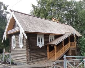 Caretaker's House in Martsialnyje vody 1.jpg