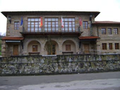 Ayuntamiento de Anievas.JPG