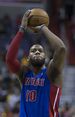 Greg Monroe vs Wizards 2014.jpg
