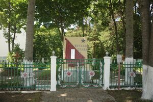 Братская могила в Роще(1).jpg