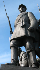 Пам.Шевченко Красногвардеец крупно.JPG