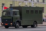 Paddy wagon with flag and covered license plate (Minsk, Belarus).jpg
