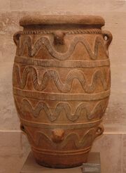 Pithos Cnossos Louvre CA113.jpg