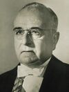 17 - Getúlio Dorneles Vargas 1951 (cropped 2).jpg