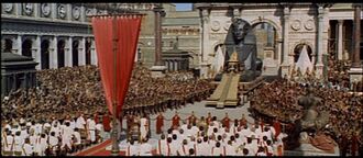 1963 Cleopatra trailer screenshot (76).jpg