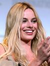 Margot Robbie (28601016915) (cropped).jpg
