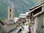 Saint-Véran - Une rue à côté du temple -693.jpg