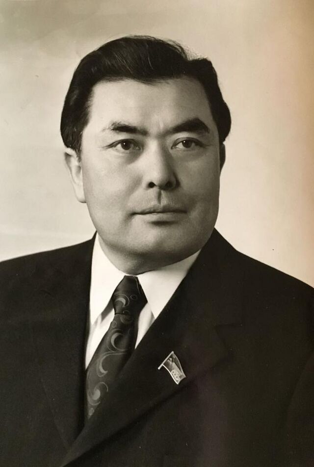 әйелдер трусигіндегі ер адамның жыныс мүшесі