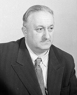 Вано Мурадели.jpg
