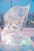 Ледова скульптура в Якутске 3.jpg