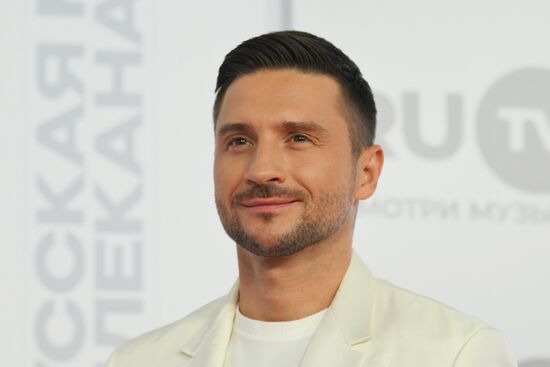 Haqiqiy porno birinchi jinsiy aloqa