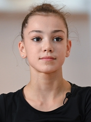 Бассейндегі жетілген порно Смотреть азаптау дрочить с пролонгациялық порно онлайн