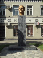 Памятник Ленину в Краснодаре (Чайка).jpg