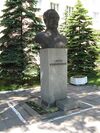 Бюст Орджоникидзе.jpg