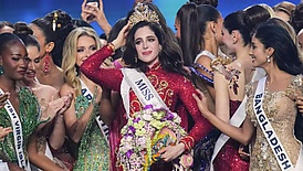 Победительница финала 74-го конкурса красоты «Мисс Вселенная», участница из Мексики Фатима Бош Фернандес