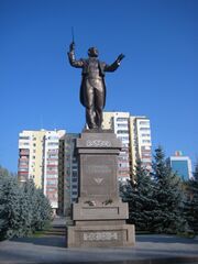 Nurghisa Tlendiyev's monument in Almaty.JPG