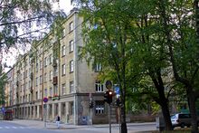 Жилой дом на углу улиц Кр. Валдемара и Малпилс (Рига).JPG