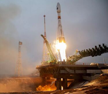 Запуск ракеты-носителя Союз-2.1б 2023 год.jpg