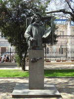 Бюст Репина в Краснодаре.jpg