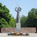 Мемориал славы и вечный огонь в Краматорске.JPG