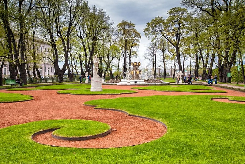 Летний сад: расположение сада, история, планировка