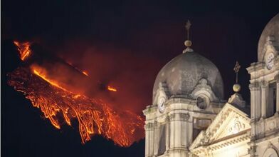 Храм и Этна.jpg