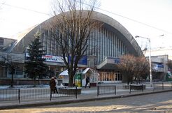 Спорткоплекс Спартак Львов.jpg
