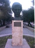 Бюст Рамиза Керимова в Баку.jpg