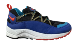 Nike Air Huarache Light.png