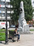 Памятник Пушкину в Запорожье.jpg