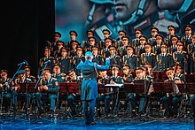 Исполнение государственного гимна Российской Федерации хором имени Александрова