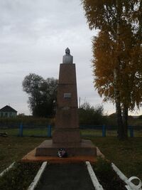 Памятник А.В. Суворову, 1942 г. (скульптор К. Л. Луцкий).JPG