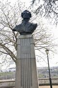 Пам'ятник Пушкіну в Севастополі.jpg