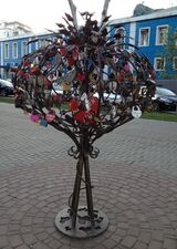 РНД Замковое-дерево.jpg