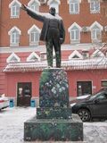Памятник Ленину на Астраханская 43 Саратов.JPG