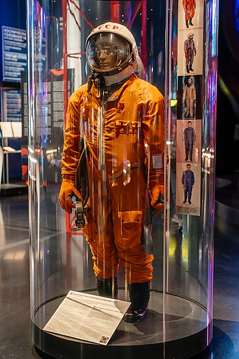 Скафандр СК-1 (Музей космонавтики в Москве).jpg