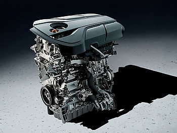 2-литровый бензиновый двигатель SAIC 20A4E для модели «Москвич М90»