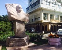 Памятник Тарасу Шевченко в Алматы.JPG