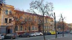 2-этажный жилой дом № 8 (улица Гетмана Полуботка, Чернигов).jpg