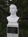 Памятник-бюст Наганову А. Ф., (Ст. Майна).