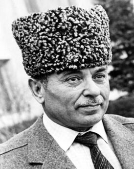 Абу-Бакар, Ахмедхан.jpg