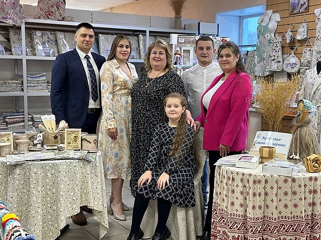 Лайпановы-Цатуровы-Комаровы