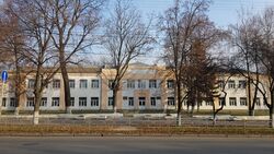 Дом, где училась партизанка Елена Белевич (Чернигов).jpg