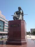 Памятник Шаху Исмаилу Хатаи в Баку.jpg