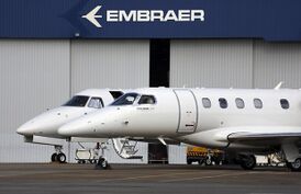 Ангар с самолётами Embraer в штаб-квартире компании в Сан-Жозе-дус-Кампус